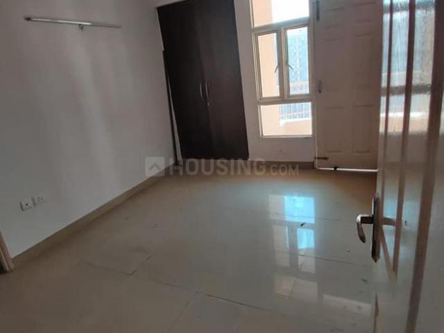 3.5 BHK Apartment in Sector 74 for rent Noida. The reference number is 20333601