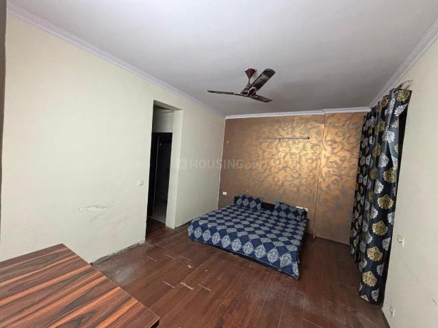 3.5 BHK Apartment in Sector 76 for rent Noida. The reference number is 20459064