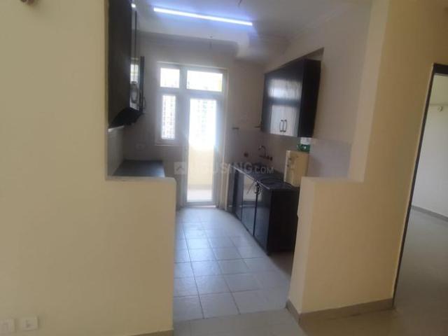 3.5 BHK Apartment in Sector 76 for rent Noida. The reference number is 20518608