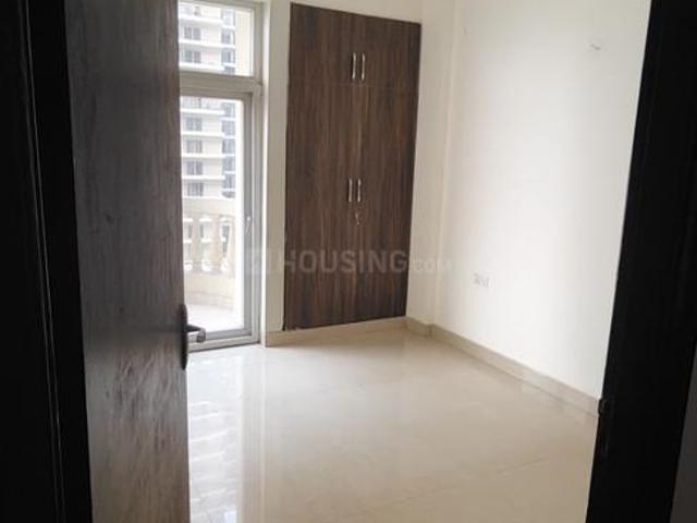 3.5 BHK Apartment in Sector 76 for rent Noida. The reference number is 20580325