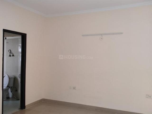 3.5 BHK Apartment in Sector 76 for rent Noida. The reference number is 20581381