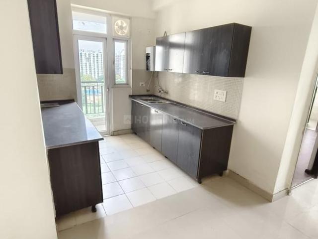 3.5 BHK Apartment in Sector 76 for rent Noida. The reference number is 20608367