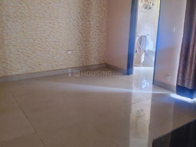 3.5 BHK Apartment in Sector 76 for rent Noida. The reference number is 20687512