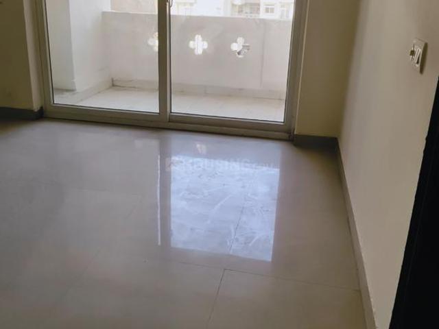 3.5 BHK Apartment in Sector 76 for rent Noida. The reference number is 20259144