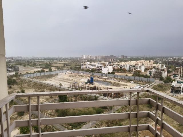 3.5 BHK Apartment in Sector 76 for resale Faridabad. The reference number is 20121992
