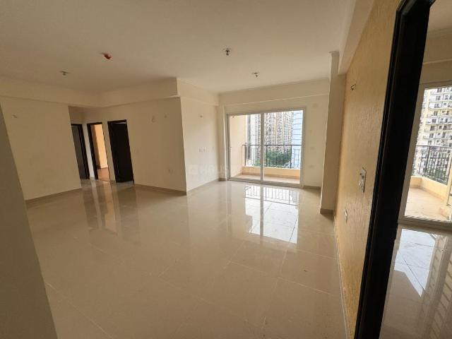 3.5 BHK Apartment in Sector 76 for resale Noida. The reference number is 17982452