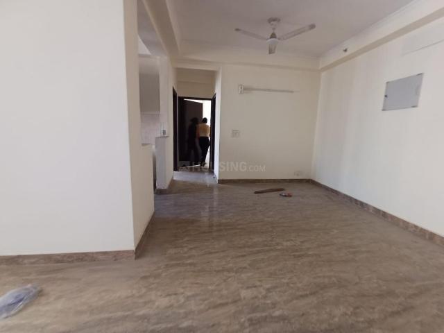 3.5 BHK Apartment in Sector 76 for resale Noida. The reference number is 19475365