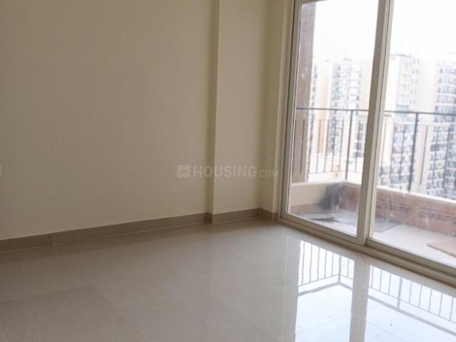 3.5 BHK Apartment in Sector 76 for resale Noida. The reference number is 20950320