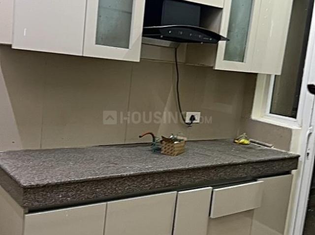 3.5 BHK Apartment in Sector 77 for rent Gurgaon. The reference number is 19154539
