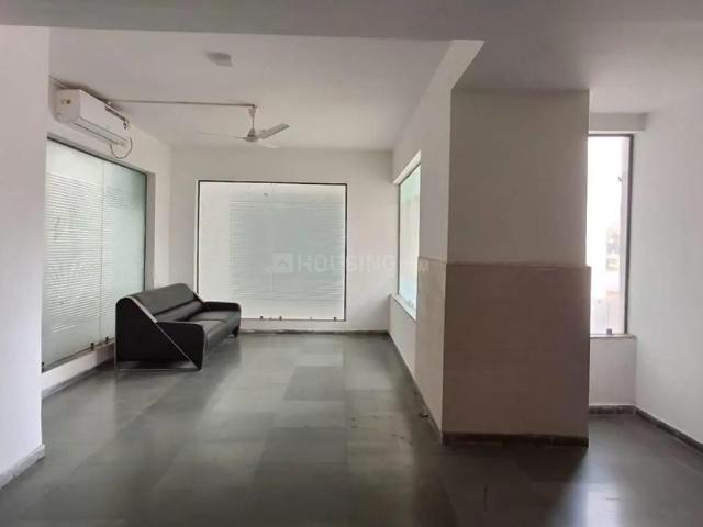 3.5 BHK Apartment in Sector 77 for resale Gurgaon. The reference number is 20754663