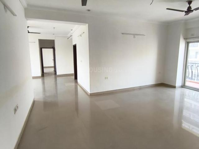 3.5 BHK Apartment in Sector 77 for resale Noida. The reference number is 20453321