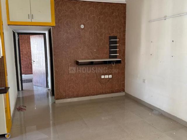 3.5 BHK Apartment in Sector 78 for rent Noida. The reference number is 20854718
