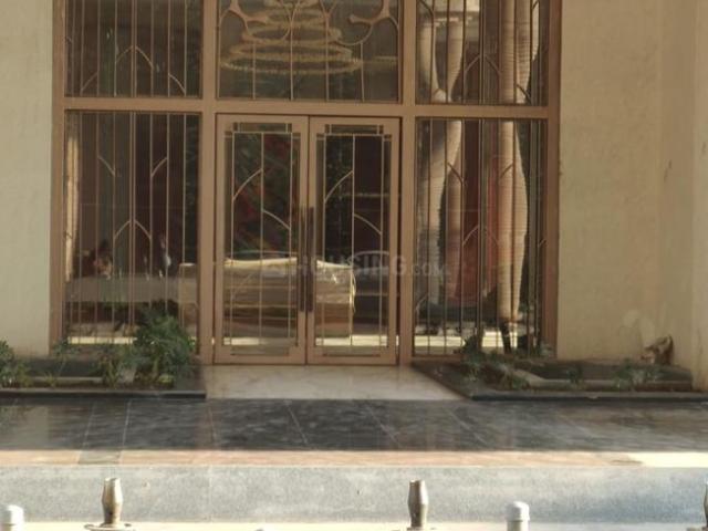 3.5 BHK Apartment in Sector 78 for resale Noida. The reference number is 19688524