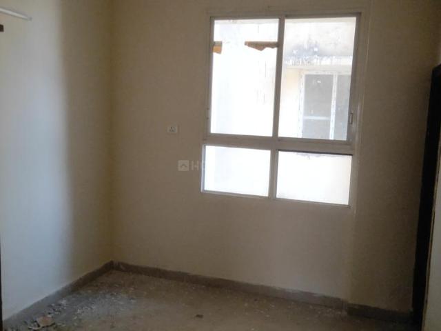3.5 BHK Apartment in Sector 78 for resale Noida. The reference number is 19799887