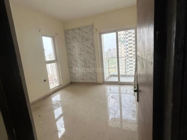 3.5 BHK Apartment in Sector 79 for rent Noida. The reference number is 20543814