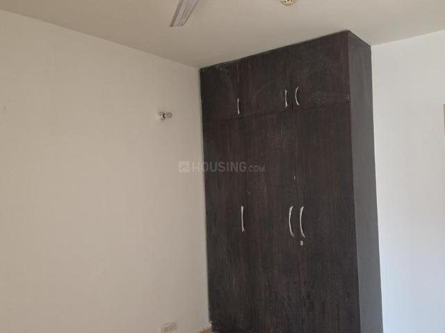 3.5 BHK Apartment in Sector 86 for rent Gurgaon. The reference number is 19784533