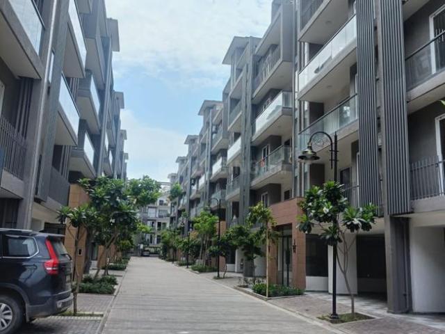 3.5 BHK Apartment in Sector 89 for rent Gurgaon. The reference number is 18053622