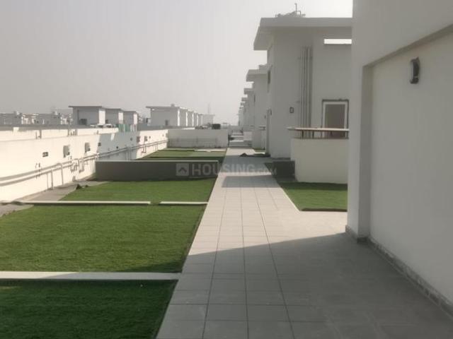 3.5 BHK Apartment in Sector 89 for rent Gurgaon. The reference number is 19885067