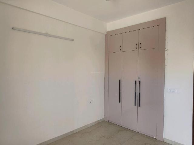 3.5 BHK Apartment in Sector 89 for rent Gurgaon. The reference number is 19983268