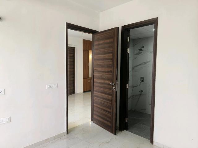 3.5 BHK Apartment in Sector 89 for rent Gurgaon. The reference number is 19983278