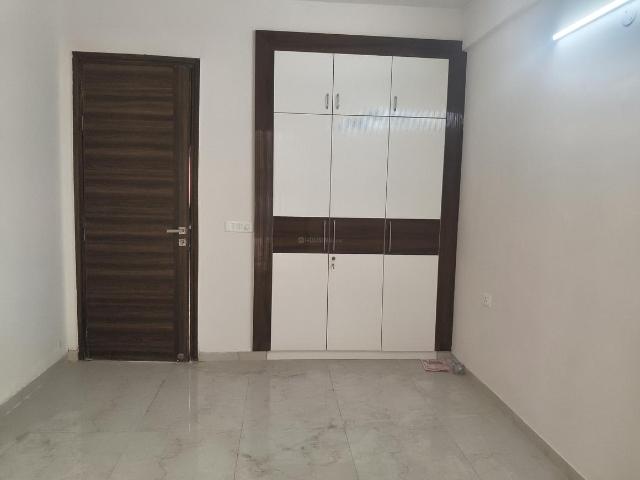 3.5 BHK Apartment in Sector 89 for rent Gurgaon. The reference number is 20450618