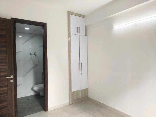 3.5 BHK Apartment in Sector 89 for rent Gurgaon. The reference number is 20435637