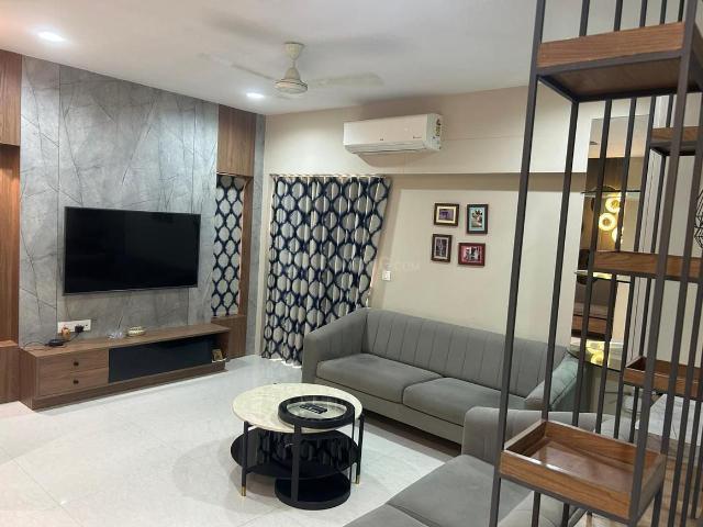 3.5 BHK Apartment in Shantigram for rent Ahmedabad. The reference number is 20185564