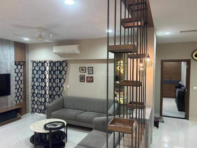 3.5 BHK Apartment in Shantigram for rent Ahmedabad. The reference number is 20368654