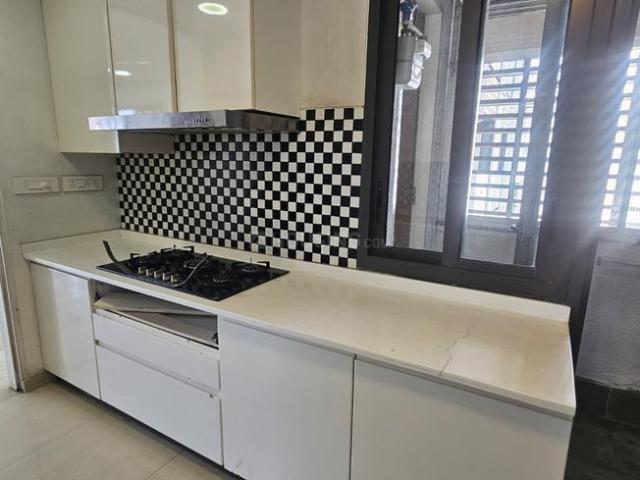 3.5 BHK Apartment in Sion for rent Mumbai. The reference number is 20419888