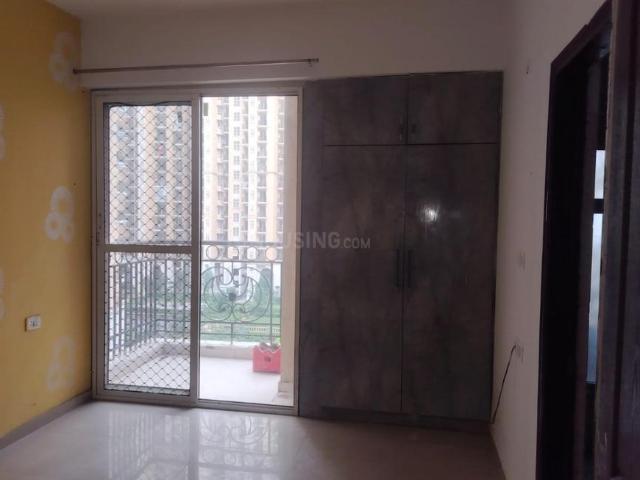 3.5 BHK Apartment in Siddharth Vihar for rent Ghaziabad. The reference number is 19852377