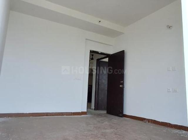 3.5 BHK Apartment in Siddharth Vihar for resale Ghaziabad. The reference number is 20409060