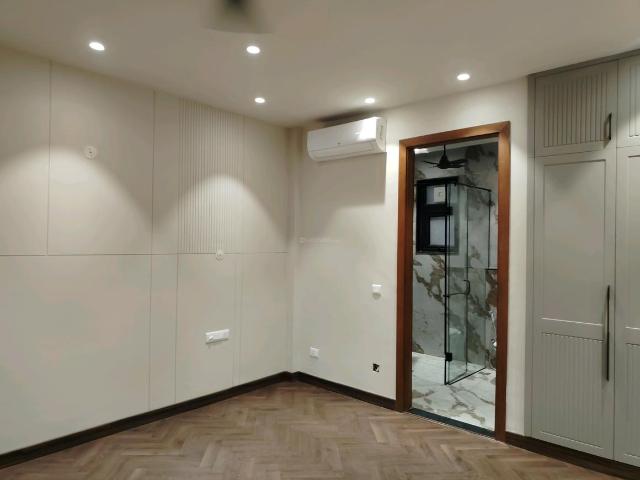 3.5 BHK Apartment in Sushant Lok Phase 1 for rent Gurgaon. The reference number is 20315387