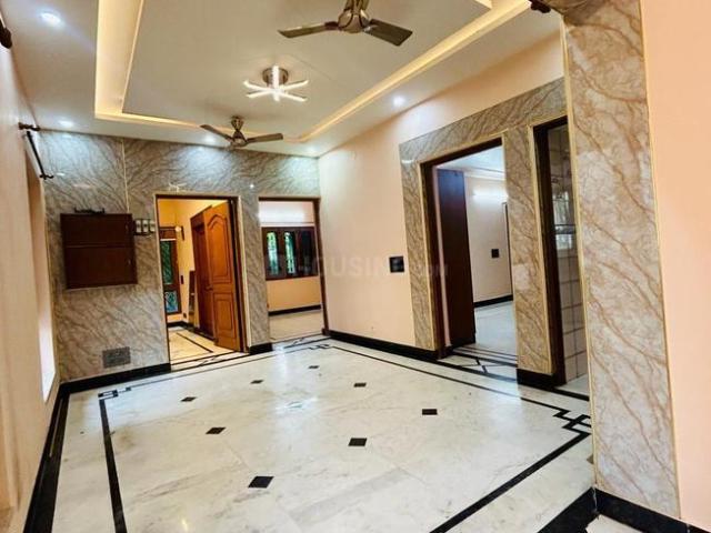 3.5 BHK Duplex in Vasant Kunj for rent New Delhi. The reference number is 19836821