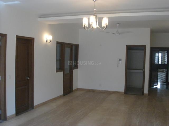 3.5 BHK Independent Builder Floor in Greater Kailash I for rent New Delhi. The reference number is 20636233