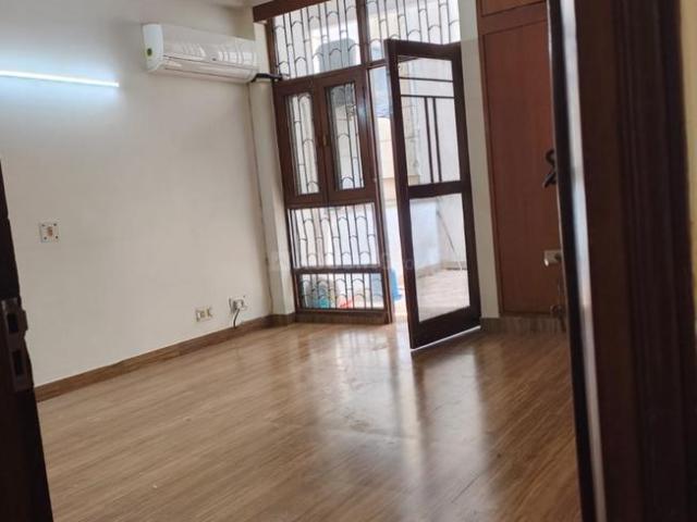 3.5 BHK Independent Builder Floor in Greater Kailash II for rent New Delhi. The reference number is 20178736