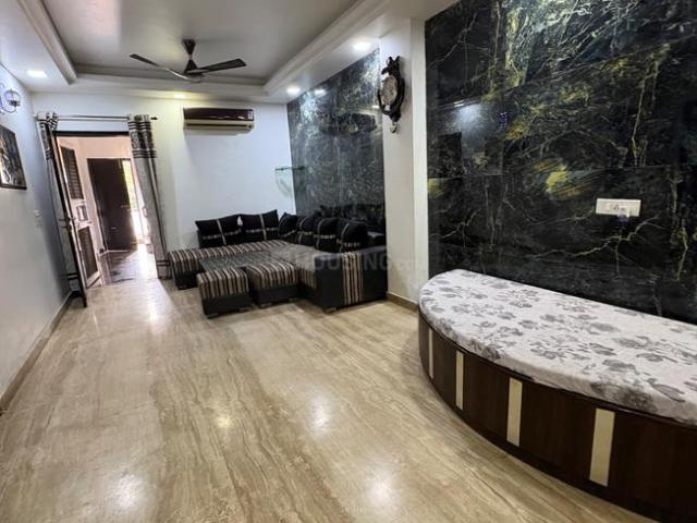 3.5 BHK Independent Builder Floor in GTB Nagar for rent New Delhi. The reference number is 19442529