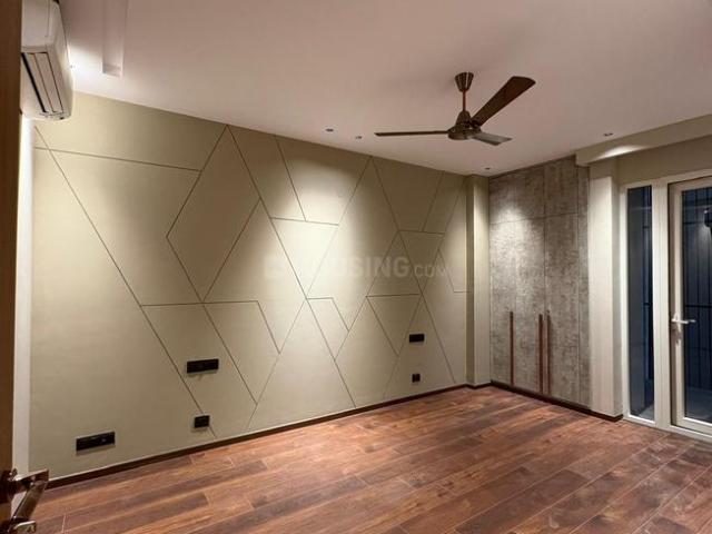 3.5 BHK Independent Builder Floor in DLF Phase 1 for resale Gurgaon. The reference number is 20080557