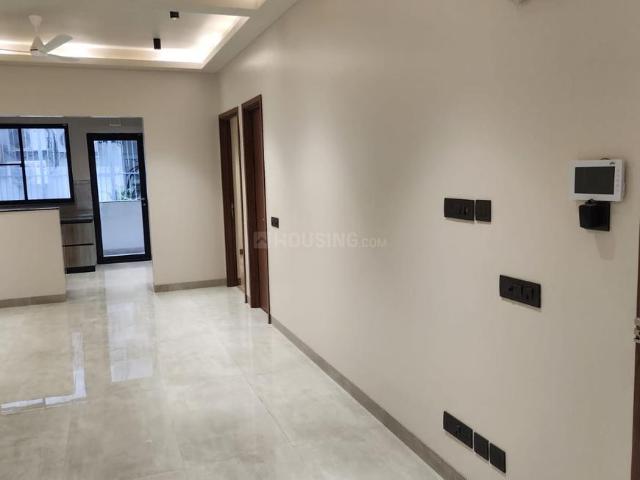 3.5 BHK Independent Builder Floor in DLF Phase 2 for rent Gurgaon. The reference number is 18593016