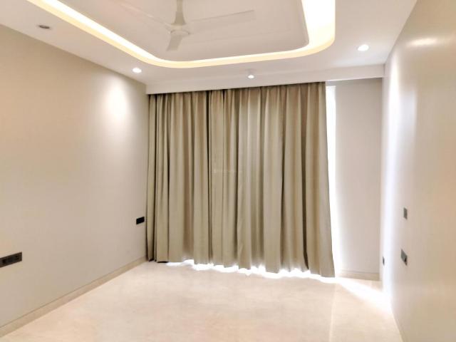 3.5 BHK Independent Builder Floor in DLF Phase 2 for rent Gurgaon. The reference number is 20697364