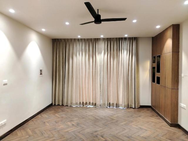 3.5 BHK Independent Builder Floor in DLF Phase 2 for rent Gurgaon. The reference number is 20620197