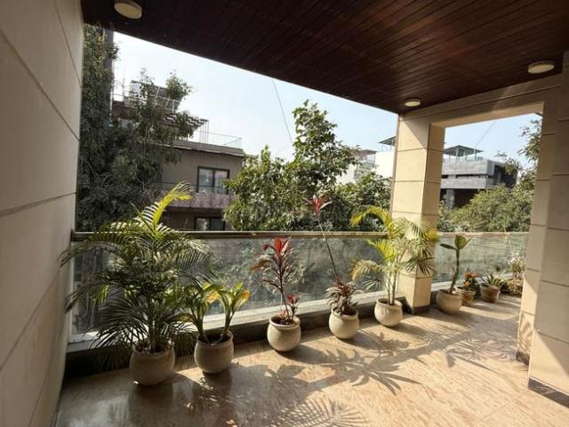 3.5 BHK Independent Builder Floor in DLF Phase 3 for rent Gurgaon. The reference number is 19463981