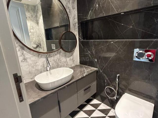 3.5 BHK Independent Builder Floor in DLF Phase 4 for rent Gurgaon. The reference number is 19686188