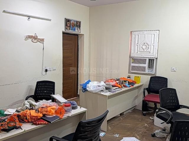 3.5 BHK Independent Builder Floor in Sector 115 for rent Noida. The reference number is 19993084
