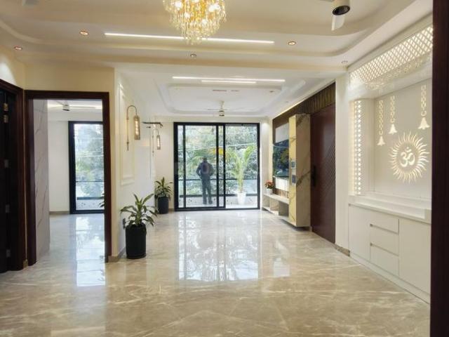 3.5 BHK Independent Builder Floor in Sector 49 for resale Gurgaon. The reference number is 19704841