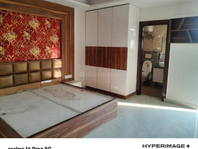 3.5 BHK Independent Builder Floor in Sector 40 for resale Gurgaon. The reference number is 20323425