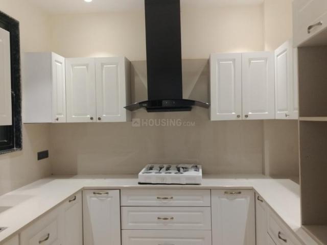 3.5 BHK Independent Builder Floor in Sector 43 for rent Gurgaon. The reference number is 20223774
