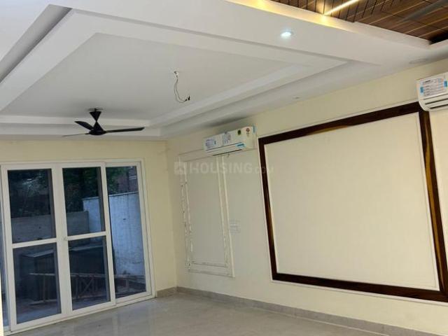 3.5 BHK Independent Builder Floor in Sector 43 for resale Gurgaon. The reference number is 20439412