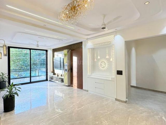 3.5 BHK Independent Builder Floor in Sector 56 for resale Gurgaon. The reference number is 19616091