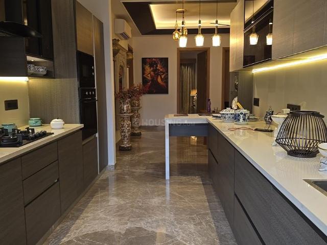 3.5 BHK Independent Builder Floor in Sector 52 for resale Gurgaon. The reference number is 19190644
