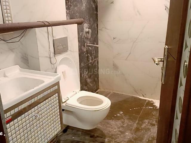 3.5 BHK Independent Builder Floor in Sector 60 for resale Gurgaon. The reference number is 20076656